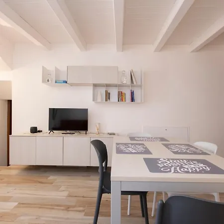 Maison Croix De Apartment Aosta