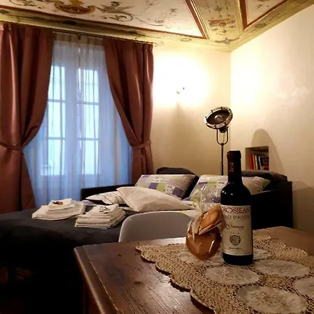 Апартаменты Maison Croix De *